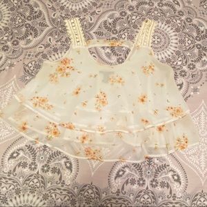 Forever 21 Crop Top🌼